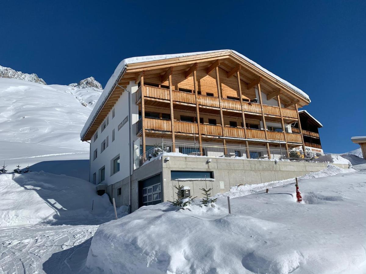 Hotel Avers Am Bach Exteriör bild